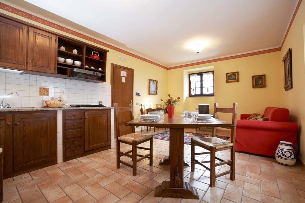 Casale Favilluta Guest House Petrignano Ruang foto