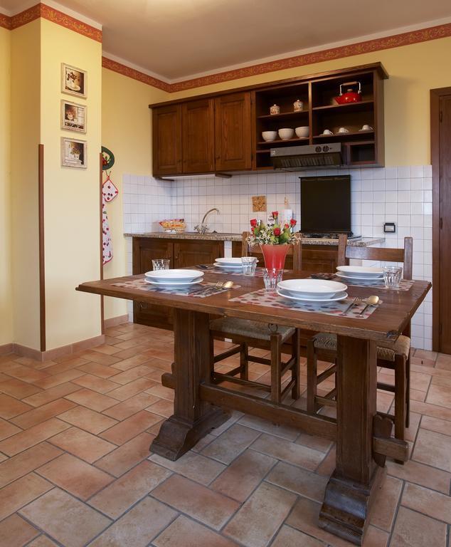 Casale Favilluta Guest House Petrignano Ruang foto
