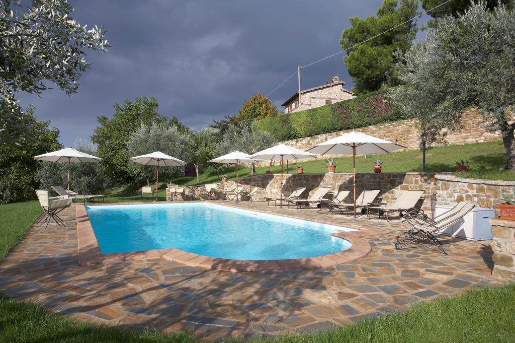 Casale Favilluta Guest House Petrignano Bagian luar foto